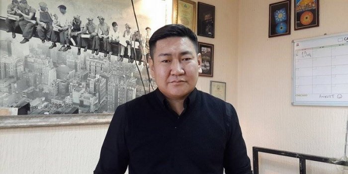 Жүжигчин Бооёо “Эр хүний нүднээс нулимс гарахдаа удаан гарсан тэр нулимс нь үнэний ганц гэрч”